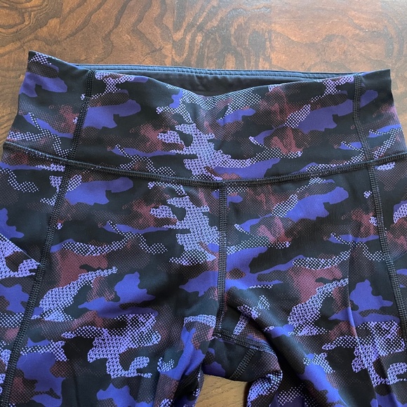 Lululemon Pace Rival Crop Leggings - Hounds Camo Emperor Blue Black Vintage - 4 - Picture 9 of 15